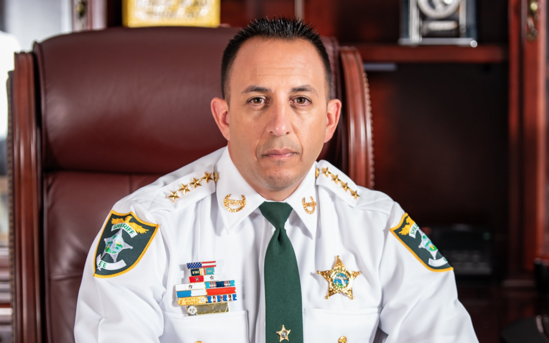 A high-rolling sheriff? Lee County’s top cop discloses $458,879 in “gambling income” from casino
